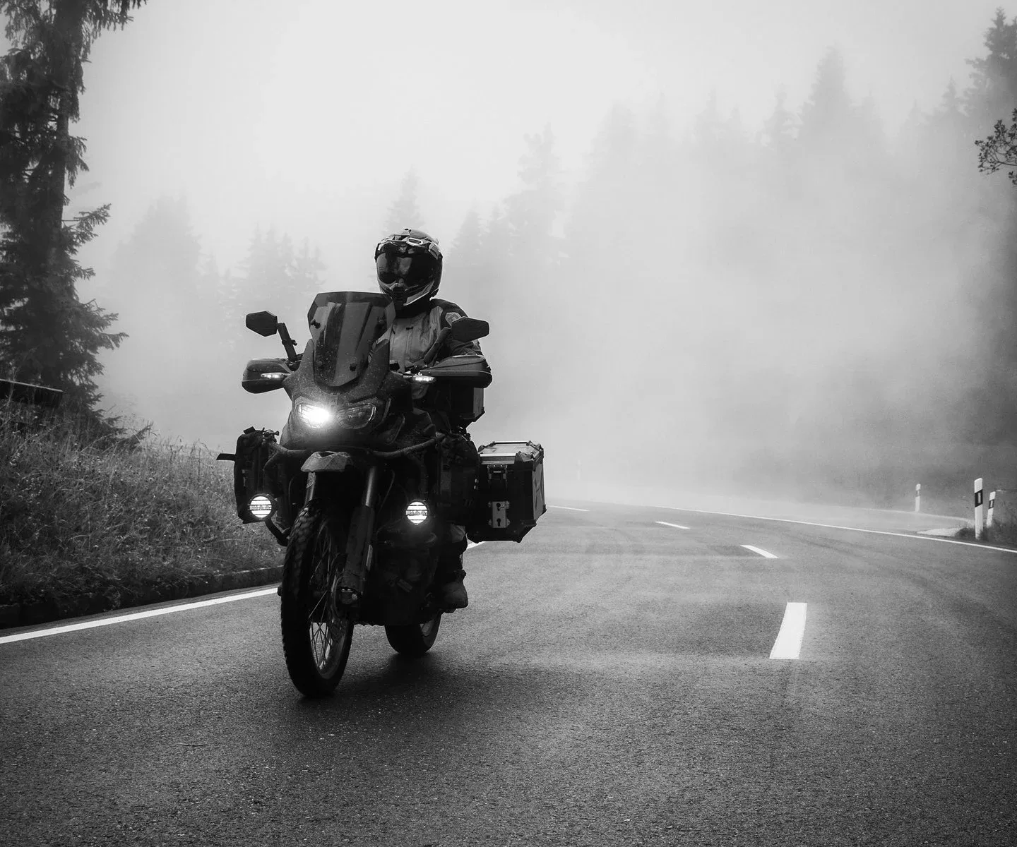 Germanys B500 In The Black Forest 1440x1200