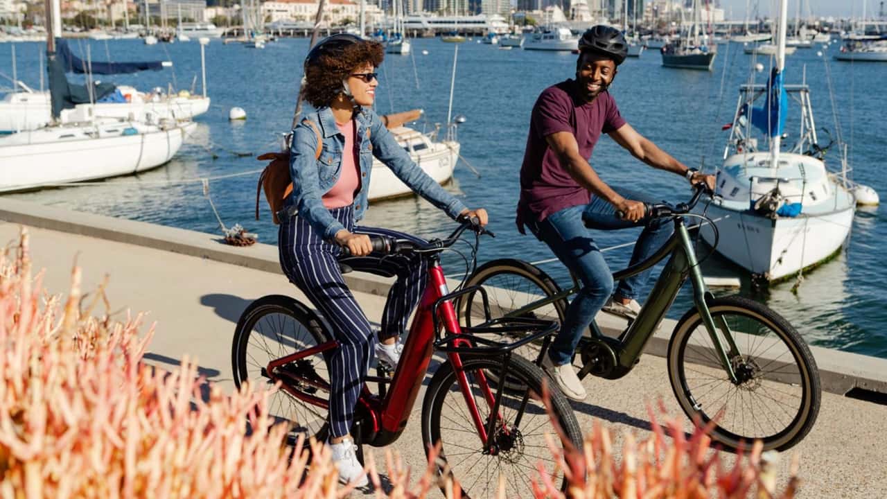 stop riding these giant e bikes and take them to your dealer asap 5GOSXE